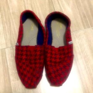 Toms for women